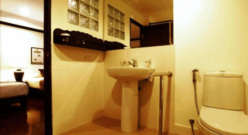 Cucumber Inn Suite Pattaya Pokój zdjęcie